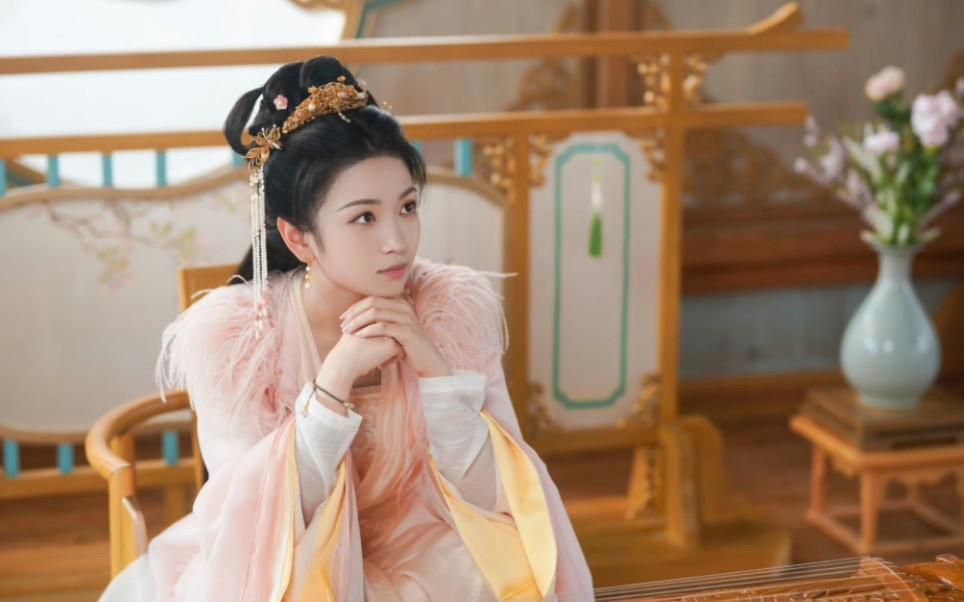 回族女明星名字_迪丽热巴古力娜扎_回族美女明星